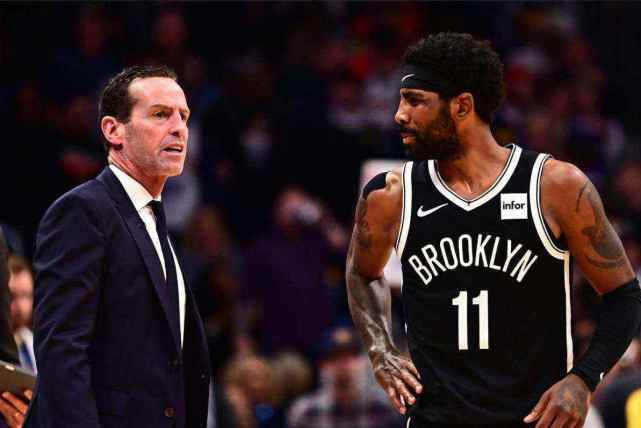 在火箭效力 在火箭效力